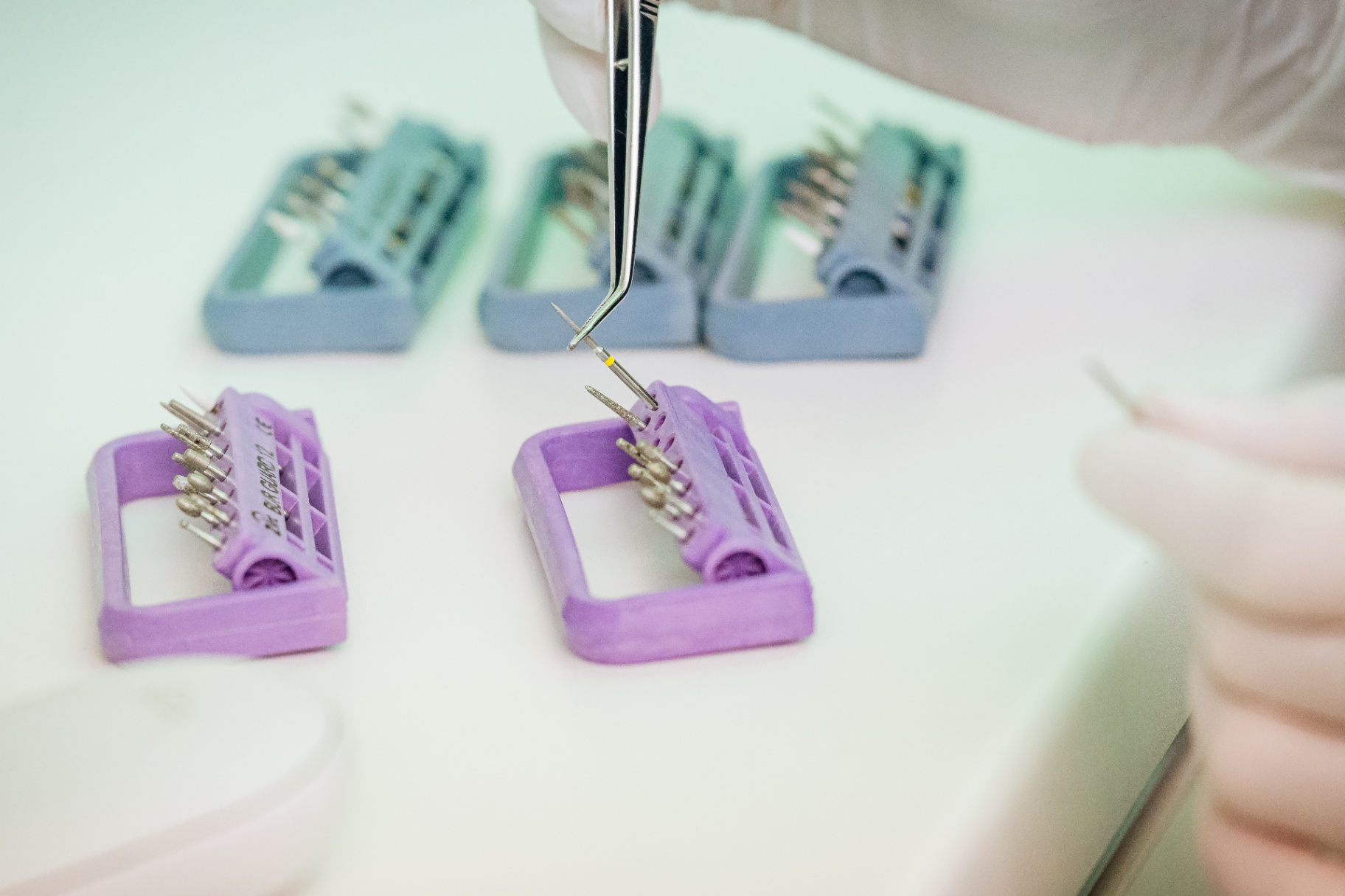 Dentale Präzisionsinstrumente in der Praxis